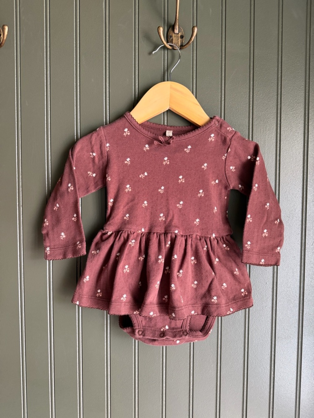 Quincy Mae Baby Long Sleeve Peplum Bodysuit in purple Floral